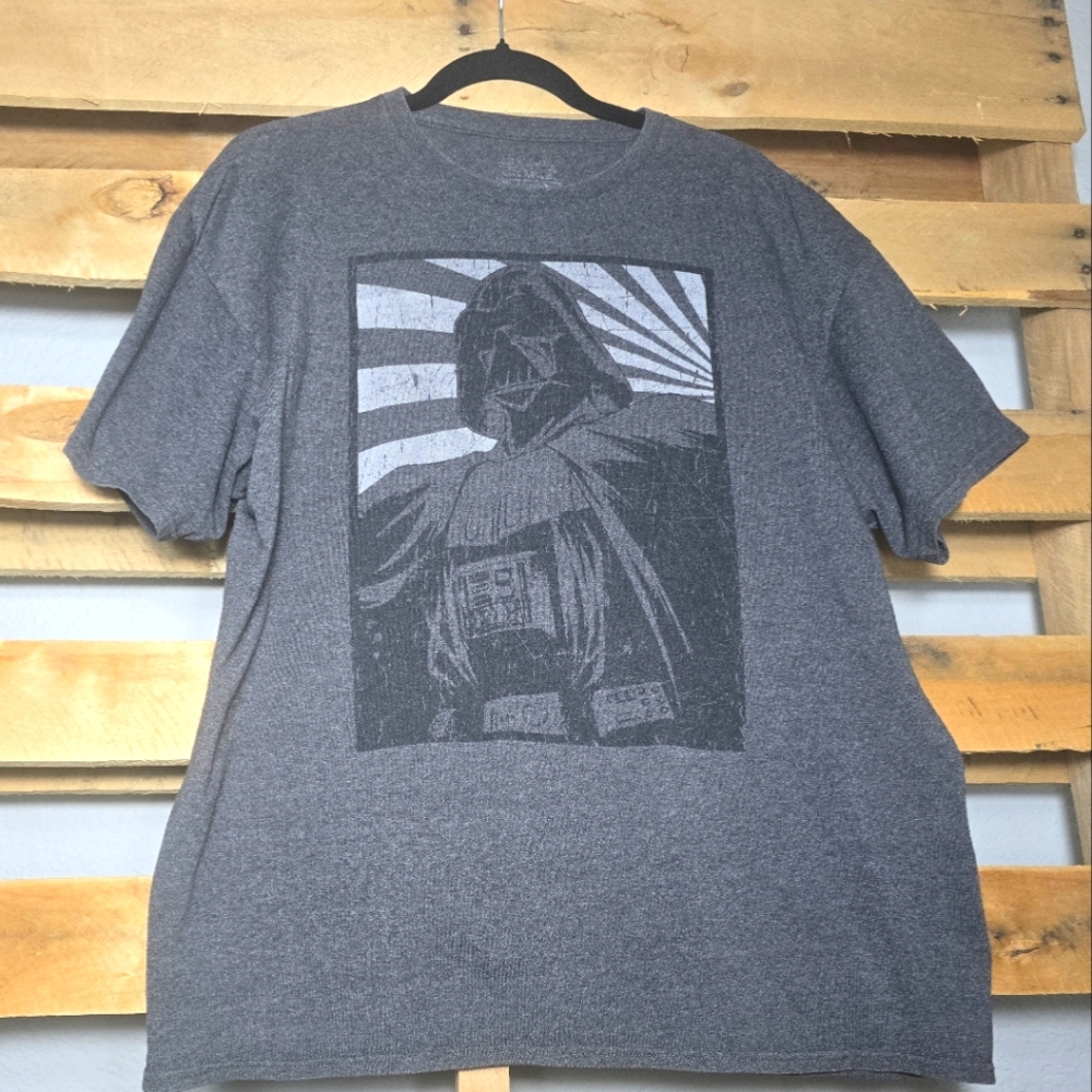 Star Wars t-shirt Size:XL Color:Gray